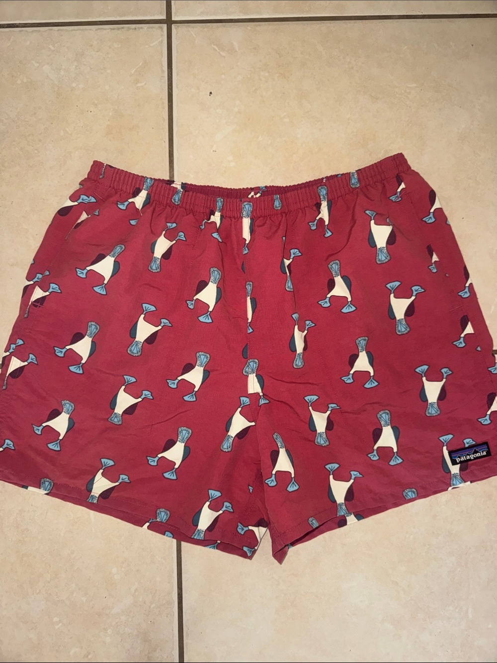 Patagonia • Men’s Baggies 5” Swim Shorts Star Pink Boobie Bird Print Size Large - Picture 5 of 14